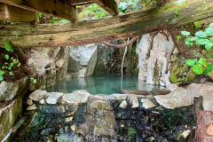 Tallheo-Hot-Springs4.jpg12