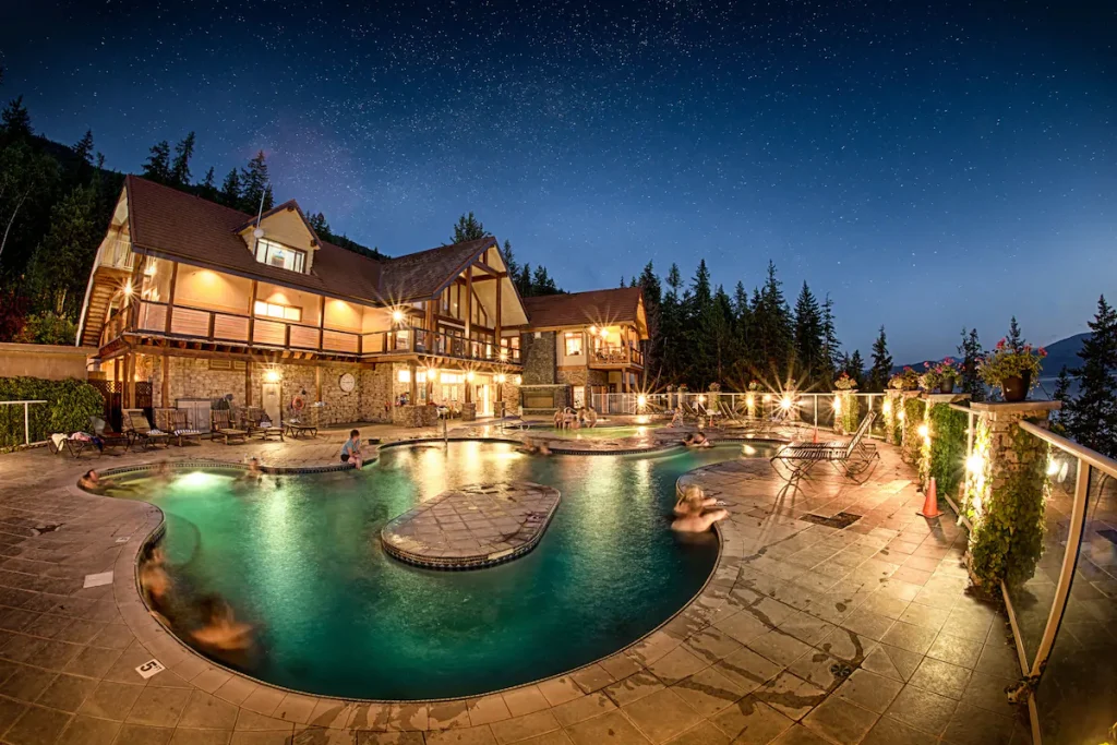 Read more about the article Halcyon Hot Springs Resort