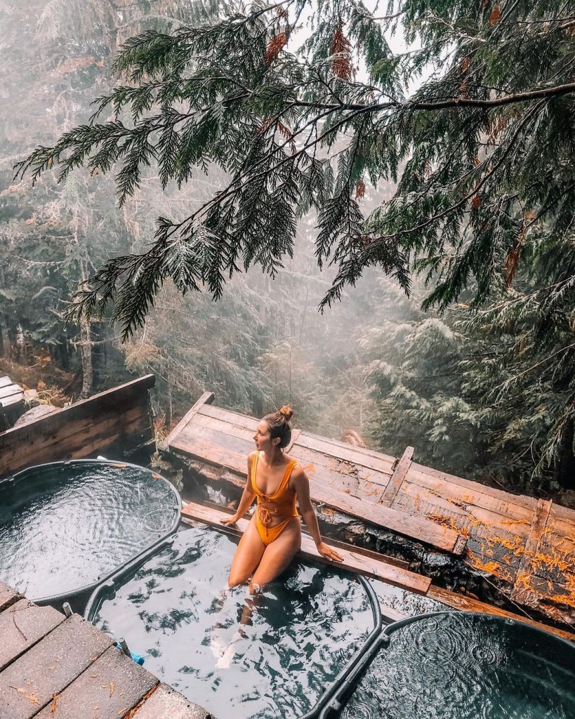 Read more about the article Scenic Hot Springs
